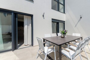 Outdoor dining - House House Paulina (126921-K1) - Srima (Vodice) (Srima (Vodice))