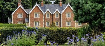 Mount Pleasant Hotel Cottages