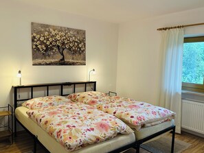 2 Schlafzimmer, Bettwäsche