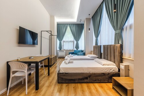 Palm Suites by PS
