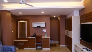 Suite | Interior