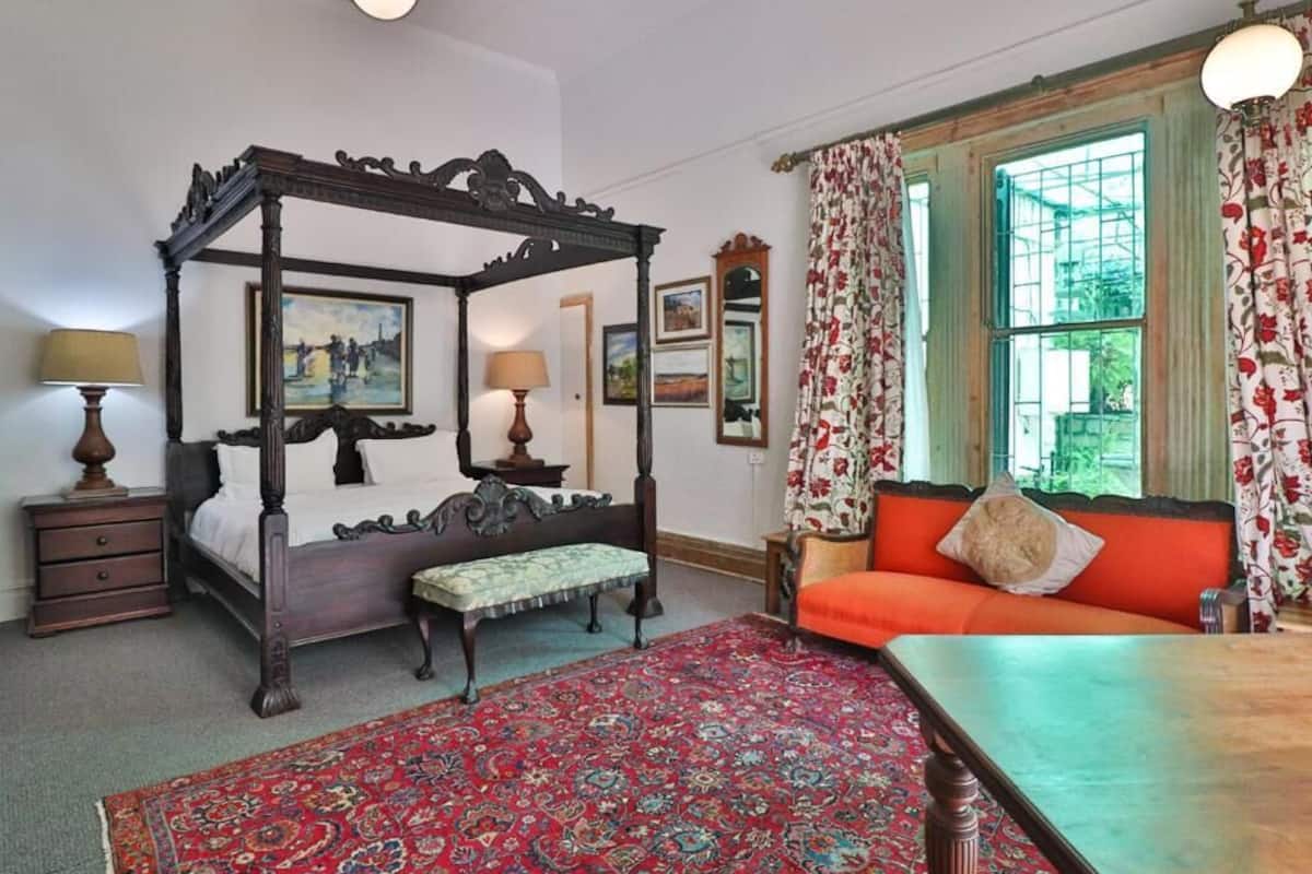 Deluxe Double Room, Patio, Garden View | In-room safe, desk, laptop workspace, soundproofing