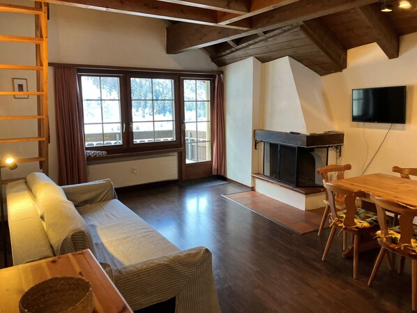 Living area - Sternenhimmel, (Medels), by Interhome (Splügen)