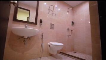 Double Room, Courtyard View | Bathroom | Shower, free toiletries, towels, soap