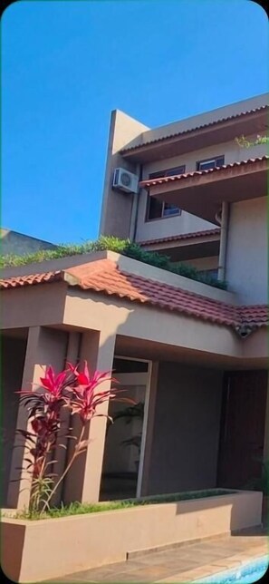 Exterior - Oro Boutique Guesthouse  (Matola)