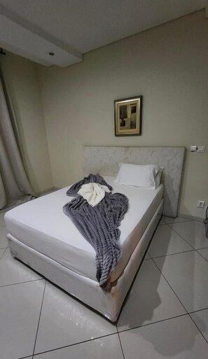 Standard Double Room - Oro Boutique Guesthouse  (Matola)