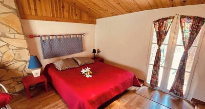Traditional house with a private balcony not overlooked, close to the beach and shops