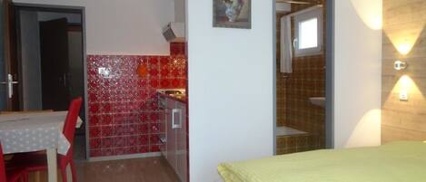 2 bedrooms