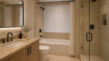 Apartemen Comfort | Kamar mandi | Perlengkapan mandi gratis, pengering rambut, handuk, dan sabun