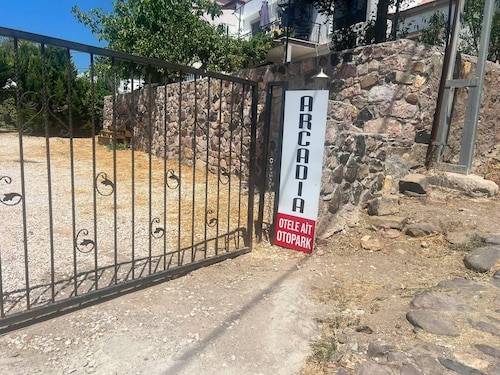 Arcadia Cunda