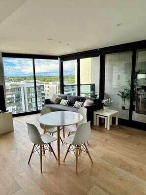Living area - Stylish Apartment in Canberra CBD (Reid)