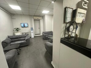 Lobby - OTEL HÖYÜK (beyoğlu)