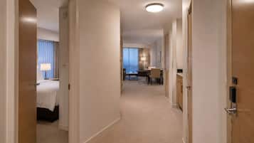Departamento junior | Tabla de planchar con plancha y wifi gratis