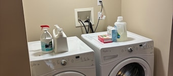 New 1-bedroom apartment with AC in charming Clarksburg. Perfect for workers.