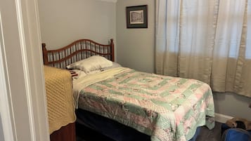 WiFi, bed sheets