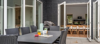 "Adisl" - 800m from the sea by Interhome
