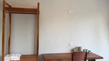 Deluxe Double Room, Balcony, Garden View | Interior