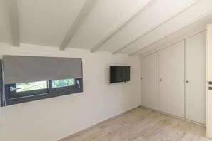 Interior - Greenery Luxury Apartment (Potamos)