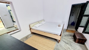 Room - Karavan Kafe and Stay (Pushkar)