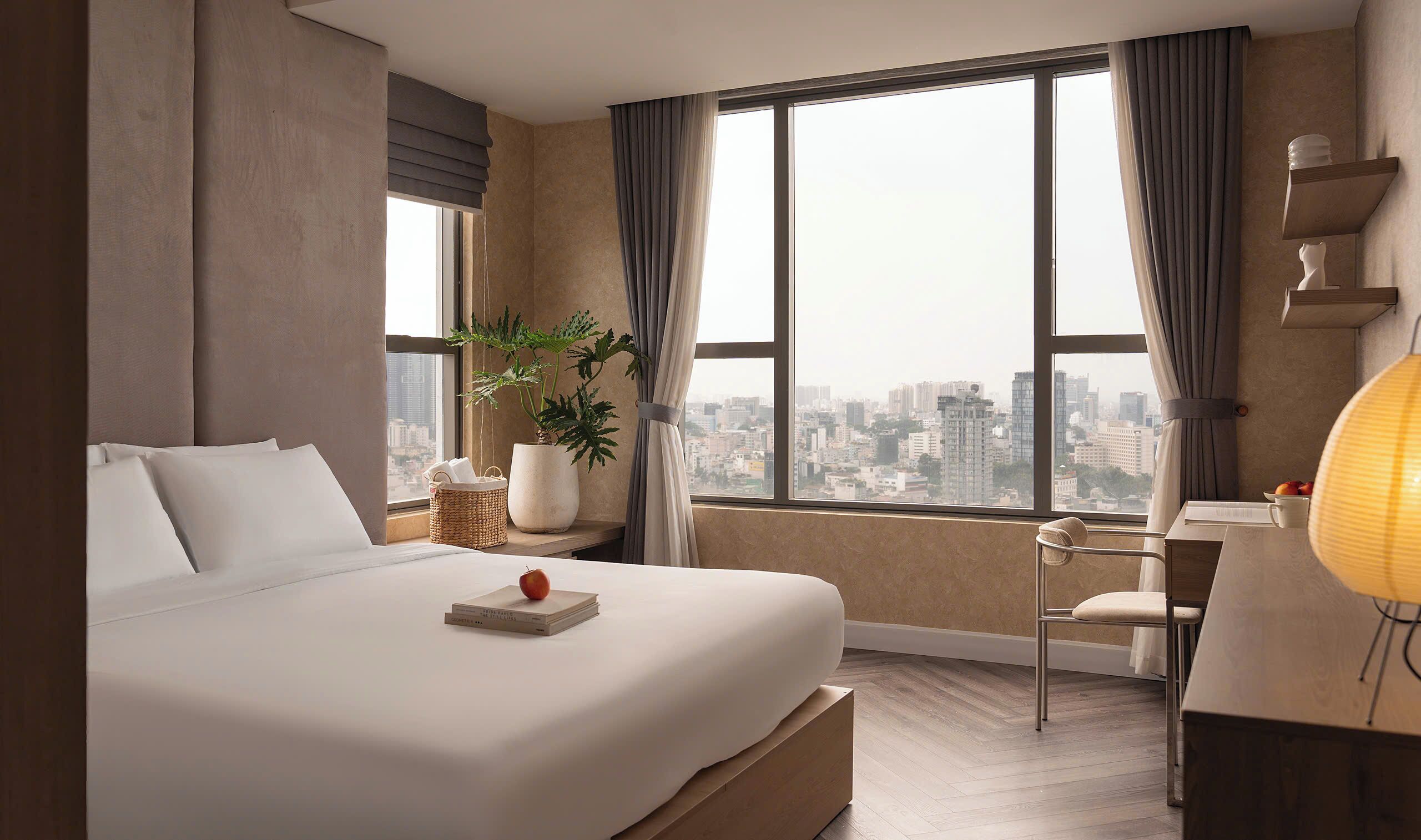 Deluxe-Suite, 3 Schlafzimmer, Balkon, Stadtblick | Schreibtisch, laptopgeeigneter Arbeitsplatz, kostenloses WLAN
