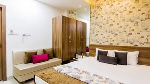 Iron/ironing board, free WiFi - Hotel Rockland Kota (Kota)