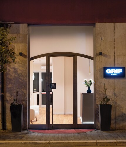 GRIF HOTEL