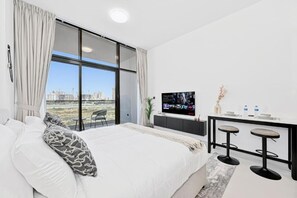 Apartment, Balkon | Bügeleisen/Bügelbrett, kostenloses WLAN