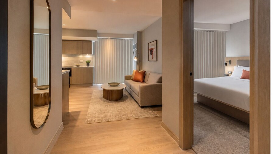Northcrest Hotel