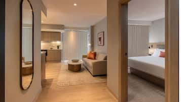 Standard Apartment | Iron/ironing board, WiFi (free)