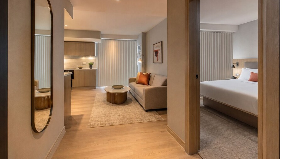 Northcrest Hotel