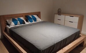 3 bedrooms, iron/ironing board, WiFi, bed sheets - Contemporary villa a 5-minute walk from Bain Boeuf Beach (Cap Malheureux)