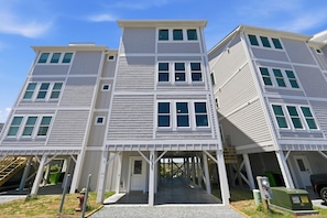 Exterior - Bali Hai #224 - Soundfront Oasis, Walk to Beach, Dining & Shops (Surf City)