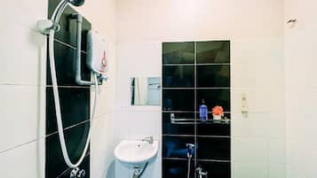 Shower, towels