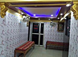 Interior detail - Lodge in Kharagpur Alankar (Kharagpur)