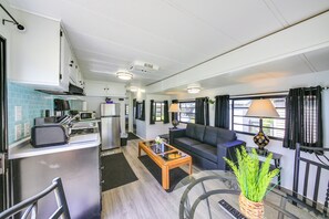 House (1 Bedroom) | Interior