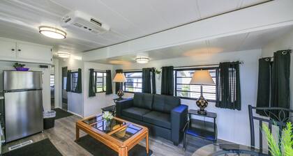 Fish, Hunt & Explore! Mtn-view Tiny Home in Noxon