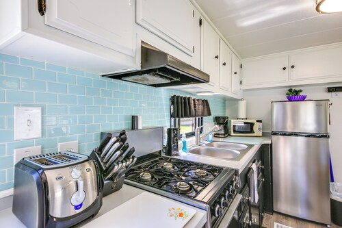 Fish, Hunt & Explore! Mtn-view Tiny Home in Noxon