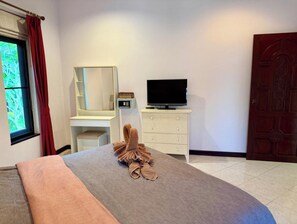 2 chambres, fer et planche à repasser, accès au Wi-Fi (inclus)