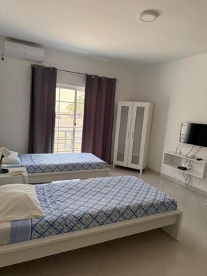 Iron/ironing board, free WiFi - Urban Aparth Hotel Praia Maria (Praia)