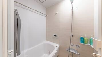 Family Apartment | Bathroom