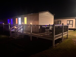Exterior - Sleeps6-familyfriendly-cambersands-5mintobeach (Rye)