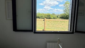 1 habitación, cuna de viaje, wifi gratis y ropa de cama