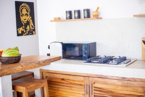 Dining - luxury 3 bedroom villa steps away from kiwengwa beach (Zanzibar)