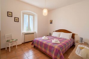 Room - Casa Maria Amiata: A Cozy House Amid Nature and Comfort (San Lorenzo)