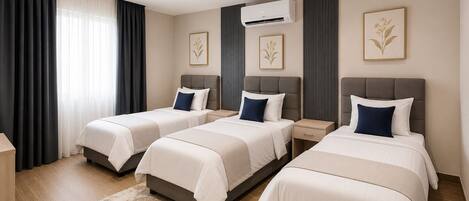 Deluxe Triple Room, City View