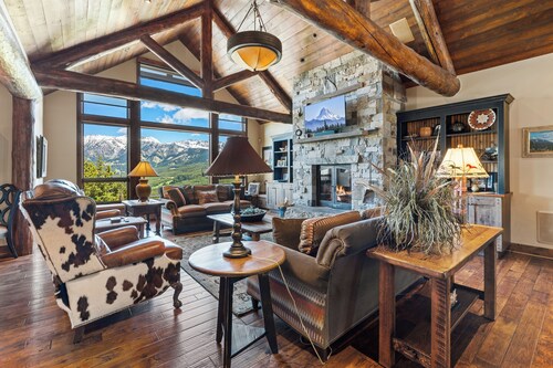 The Duke's Sky Lodge | Luxury Ski-In/Out Retreat