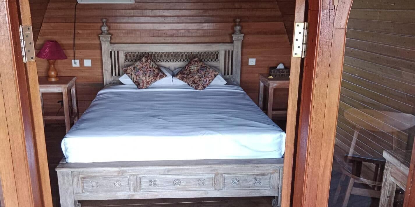 Superior Cabin, Balcony | Desk, soundproofing, WiFi (free)