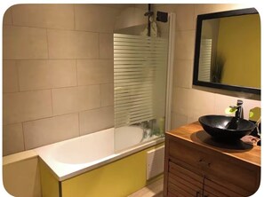 Towels - Vrbo Property (Saint-Pierre)
