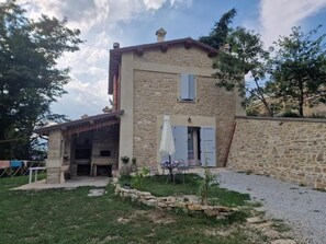 Exterior - La Casetta Agriturismo (Santa Sofia)