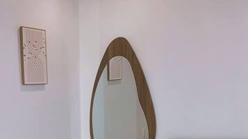 Basic Double Room Single Use, Non Smoking | Laptop workspace, free WiFi